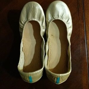 Champagne Tieks size 11
